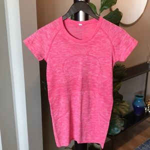Lululemon Swiftly Tech Short Sleeve Crew Tee